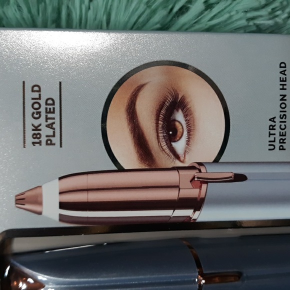 ((NEW)) Finishing Touch- Flawless Brows - Picture 3 of 15